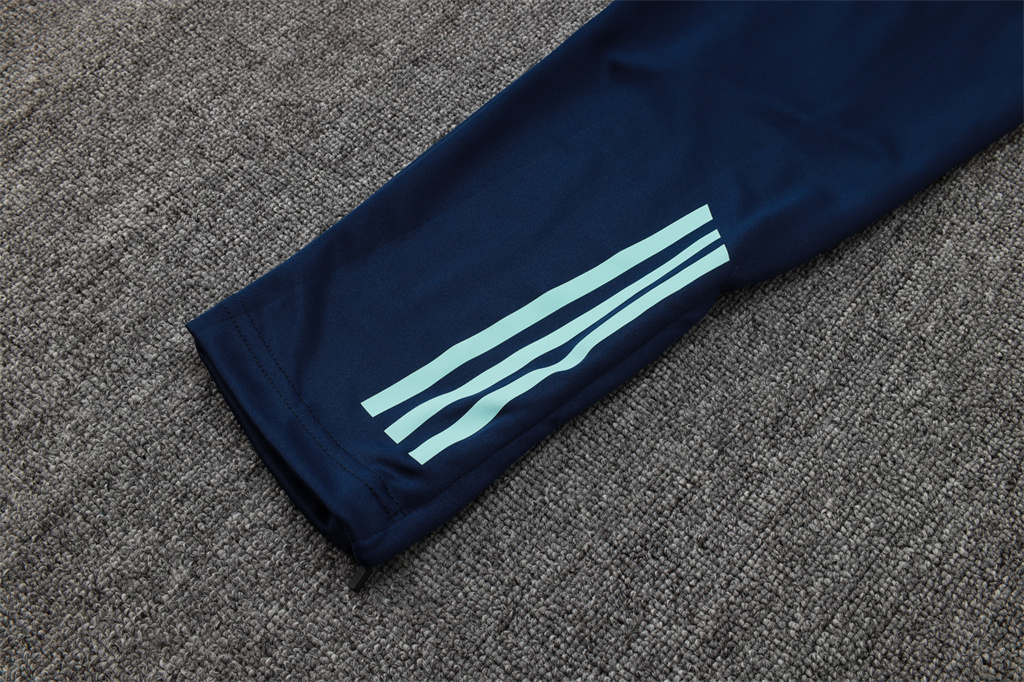 Manchester United Kids Training Suit 24/25