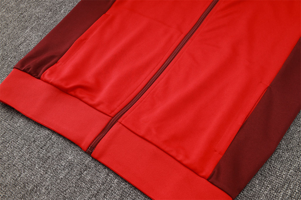 Internacional Training Jacket 24/25