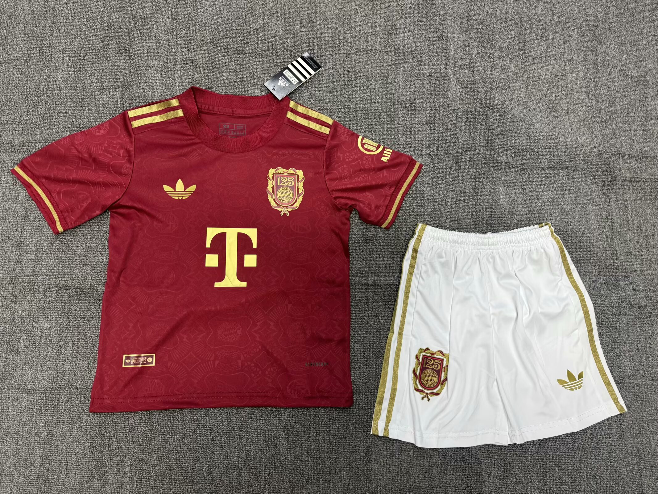 Bayern Munich 125th Anniversary Kids Suit 25/26
