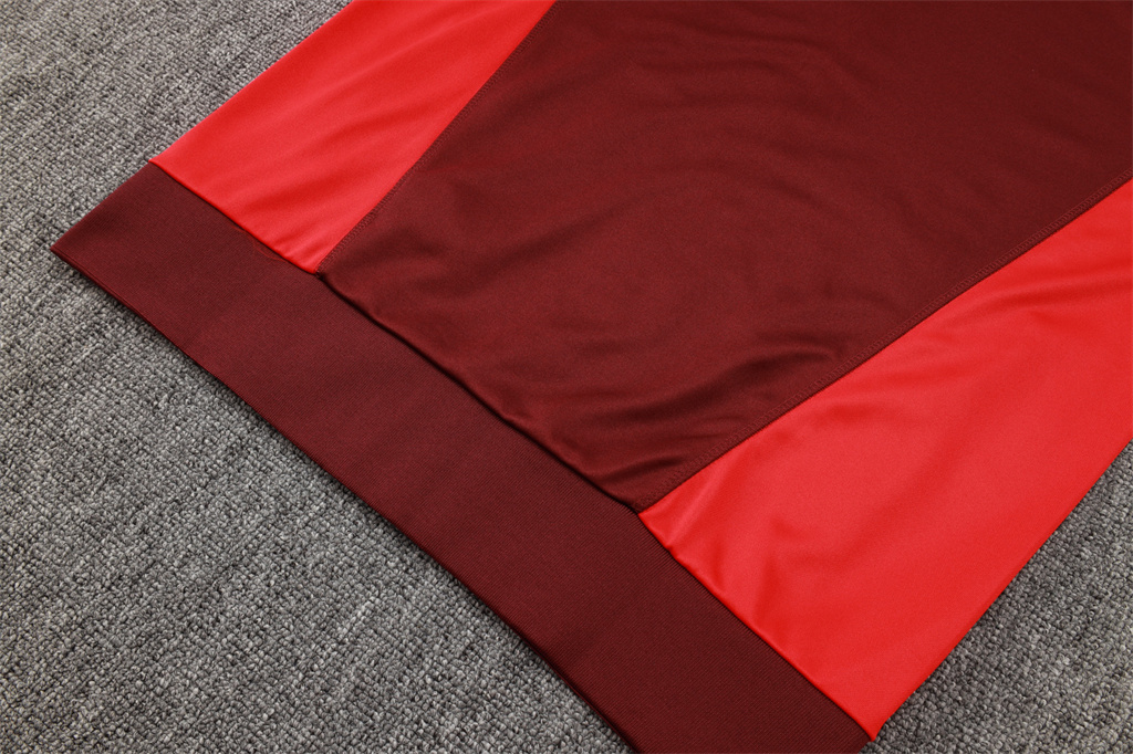 Internacional Training Jacket 24/25