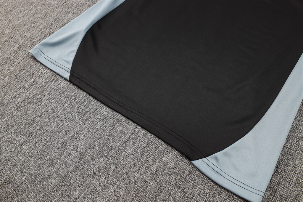 Italy Kids Training Suit 24/25