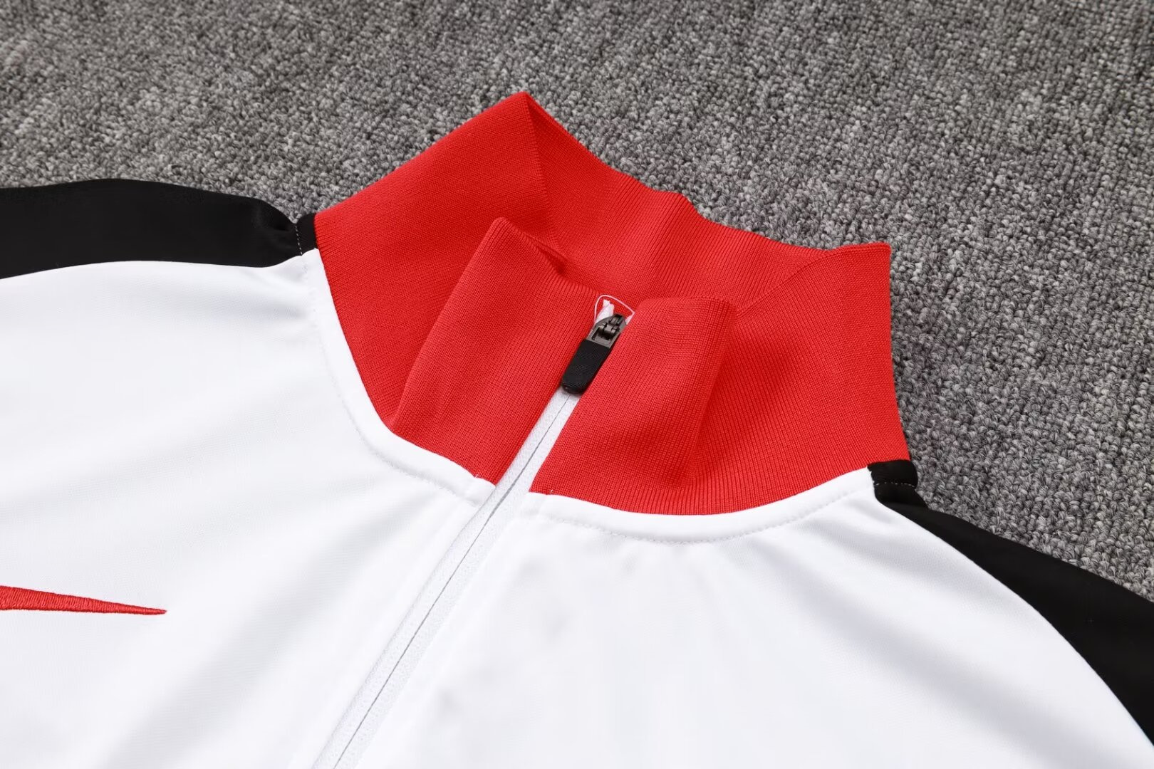 Liverpool Training Jacket 24/25