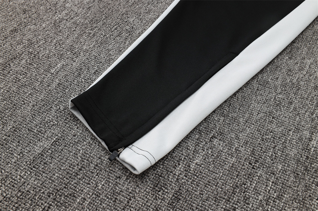 Juventus Training Pants 24/25