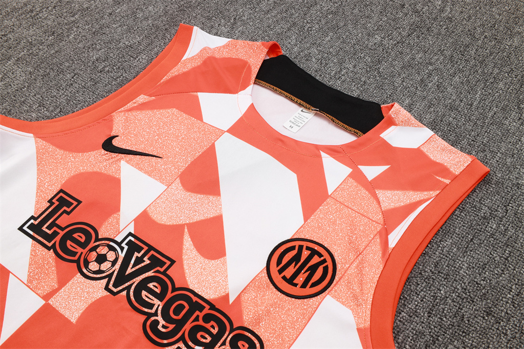 Inter Milan Training Jersey 24/25