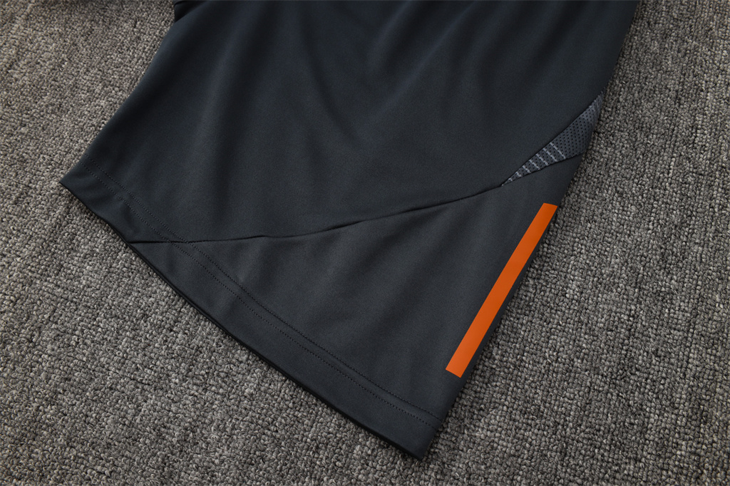 SL Benfica Training Jersey 24/25