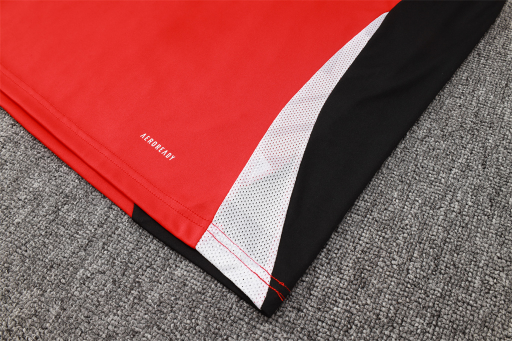 Manchester United Training Short sleeve Jersey 24/25