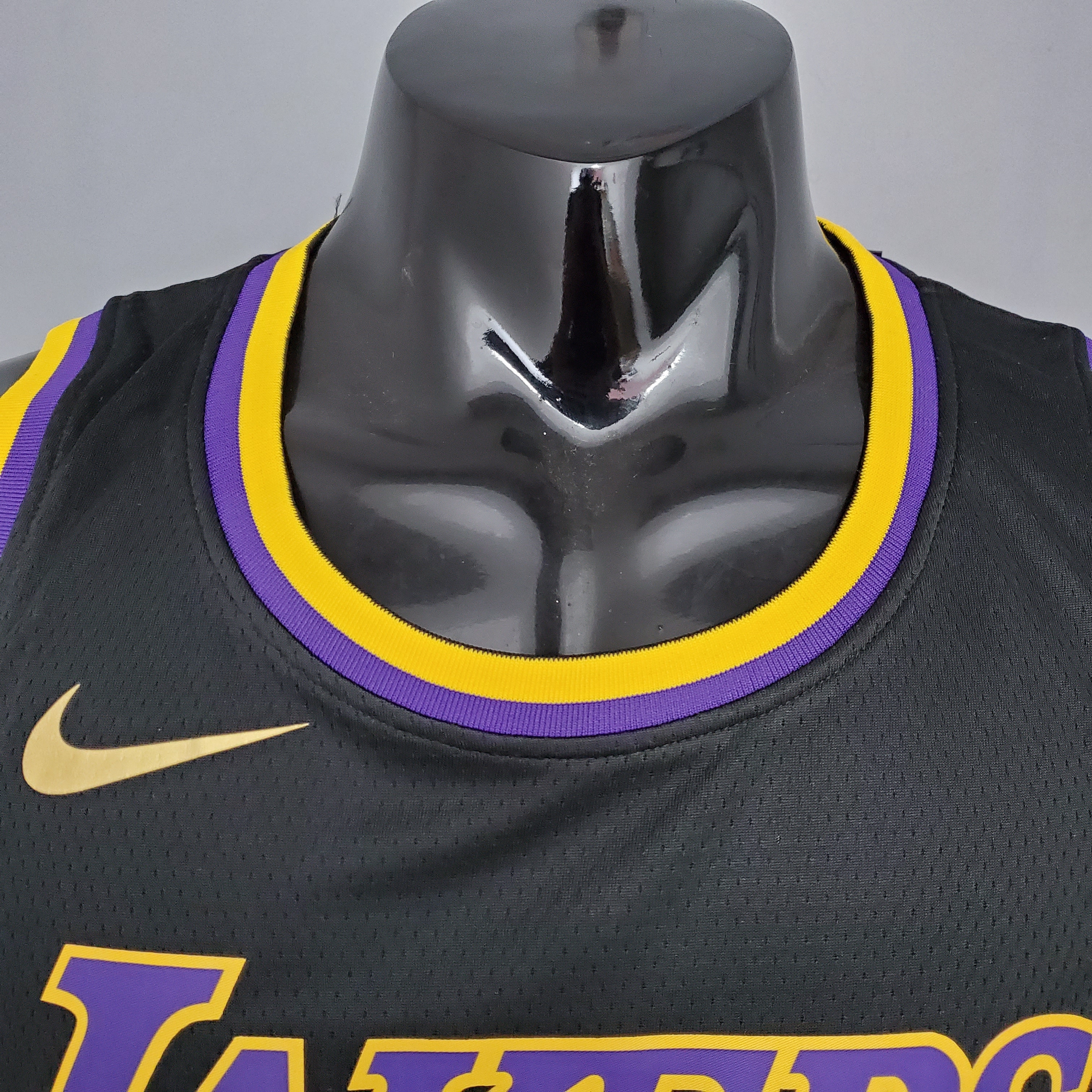 LeBron James Los Angeles Lakers 2020/21 Swingman Jersey Black