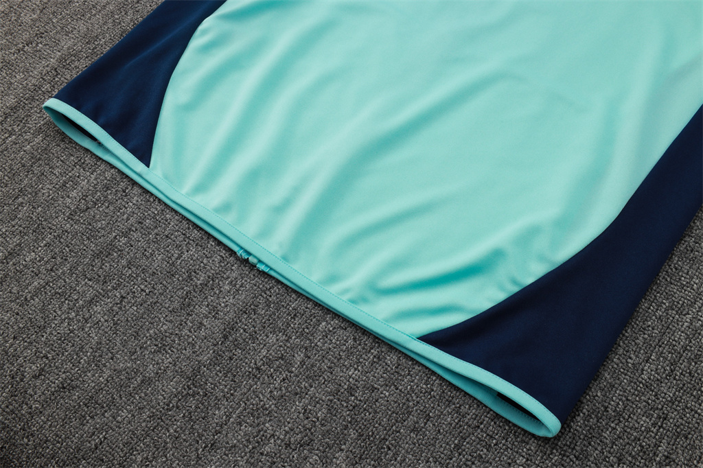 Manchester United Training Jacket 24/25