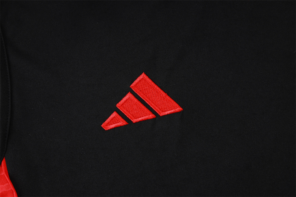 Bayern Munich Training Jersey 25/26