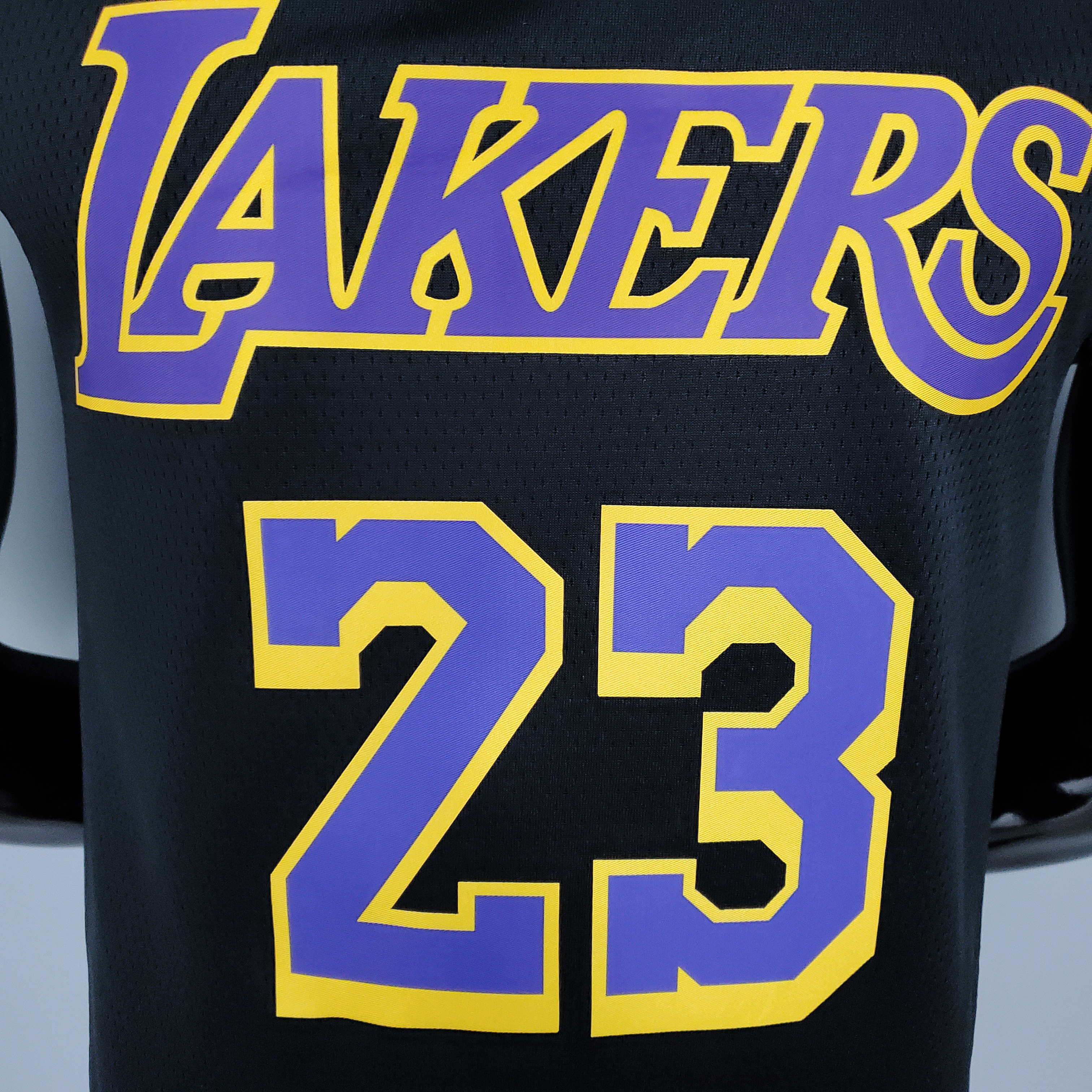 LeBron James Los Angeles Lakers 2020/21 Swingman Jersey Black