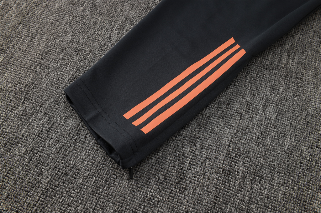 SL Benfica Training Pants 24/25