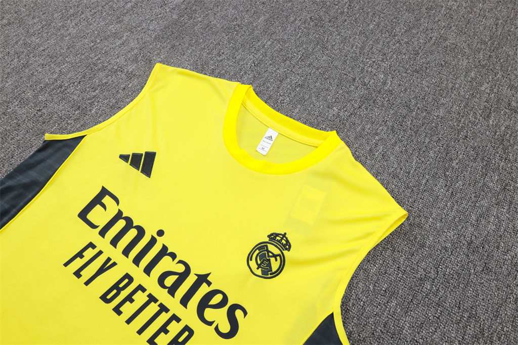 Real Madrid Training Jersey 25/26