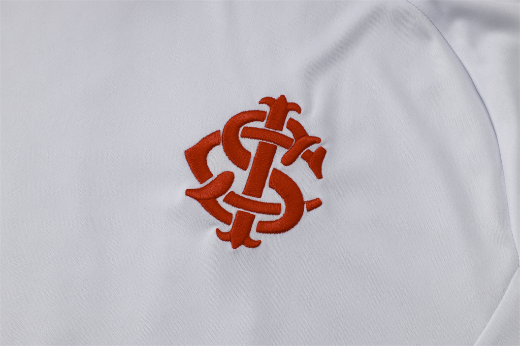 Internacional  Training Short sleeve Suit 24/25