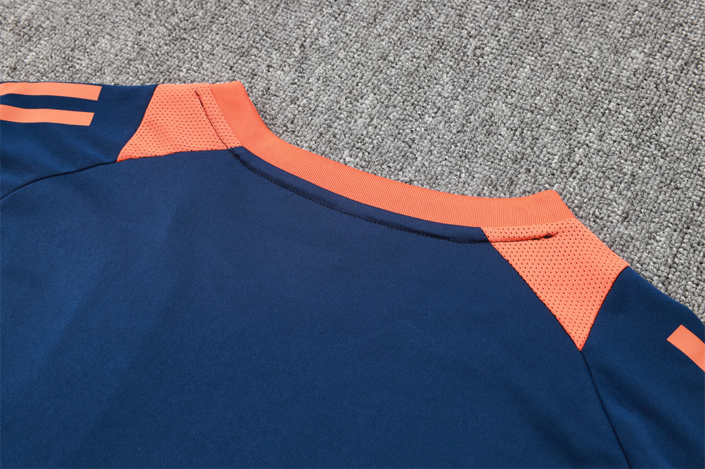 Manchester United Training Short sleeve Suit 24/25