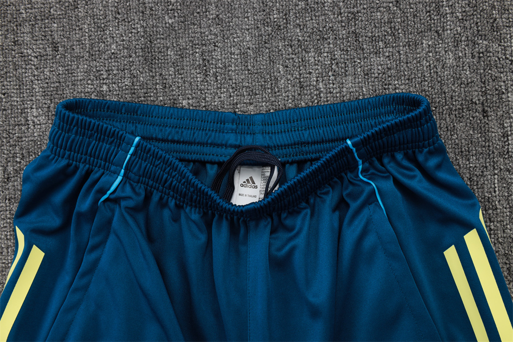 Juventus Training Jersey 25/26