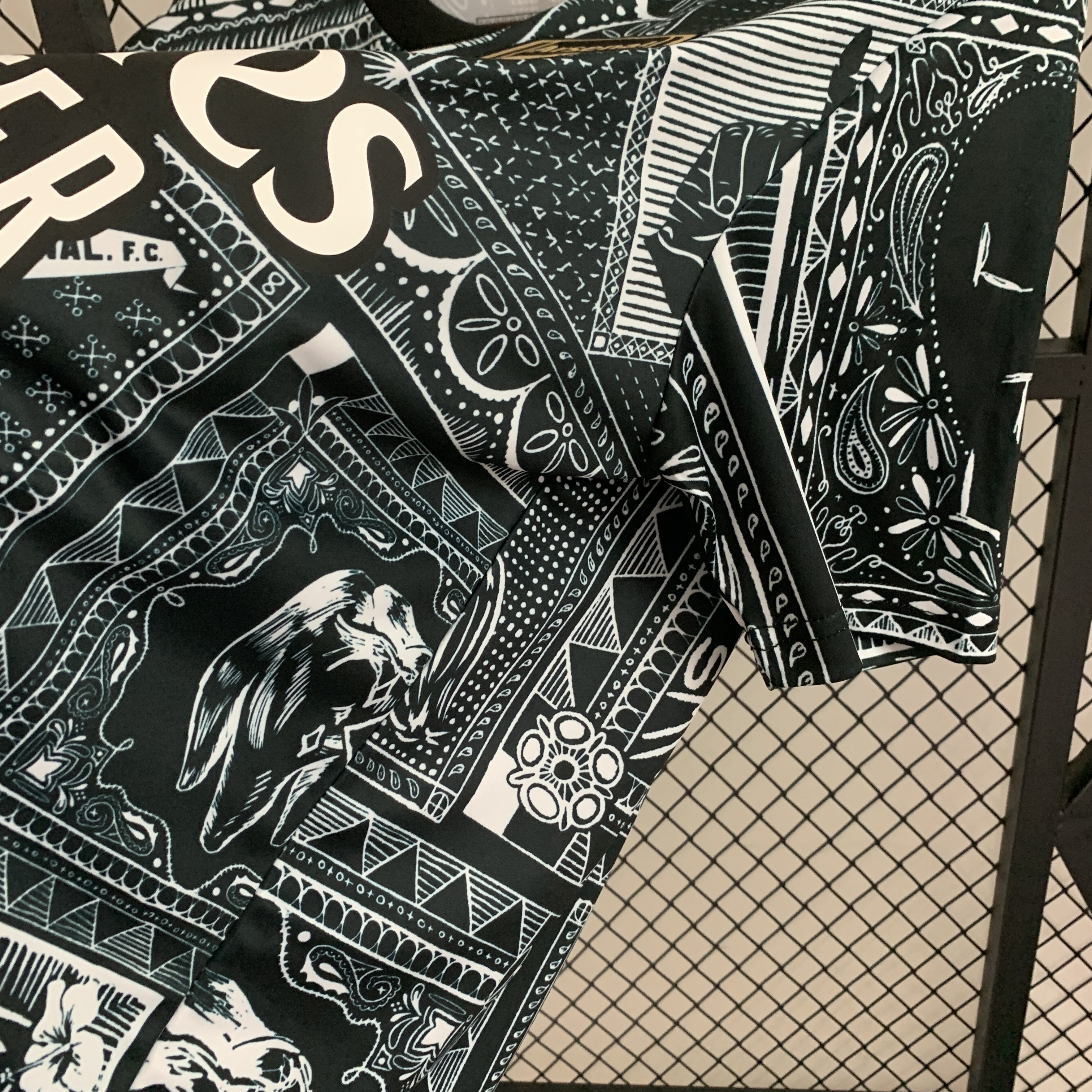 Arsenal x Ian Wright Pre-Match Man Jersey 23/24