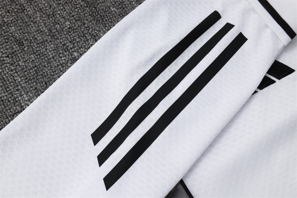 Real Madrid POLO Jersey 25/26