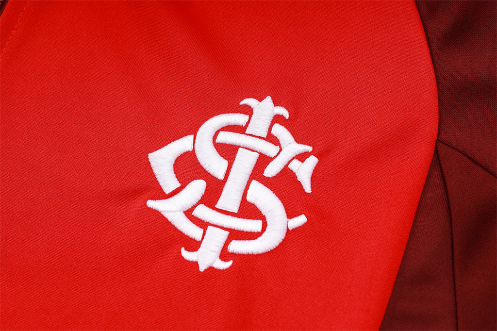 Internacional Training Jacket 24/25