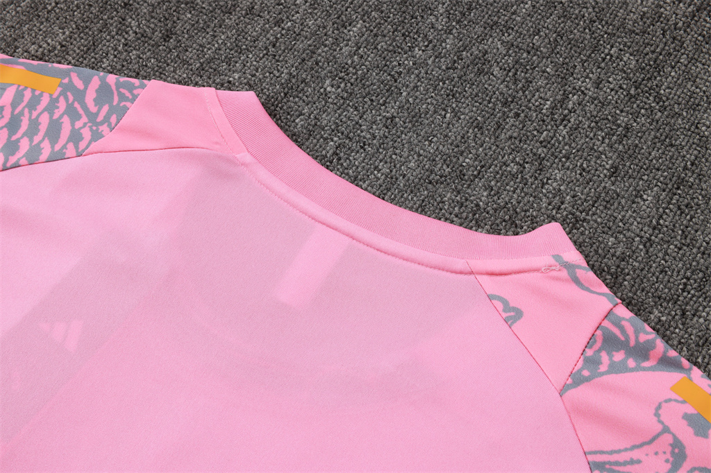 Real Madrid Training Short sleeve Jersey 24/25