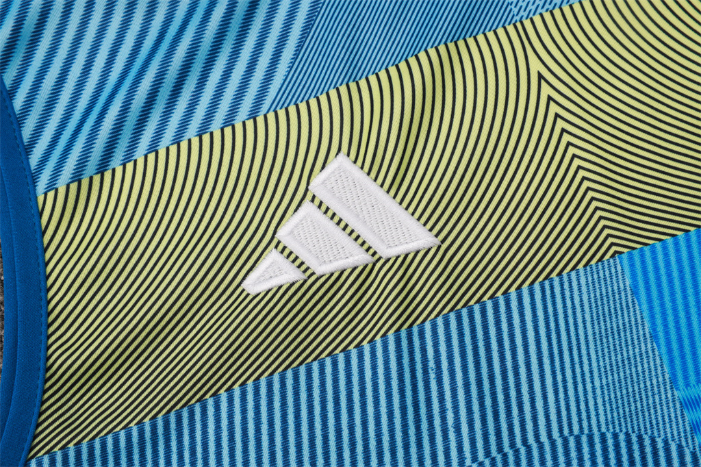 Real Madrid Training Jersey 25/26