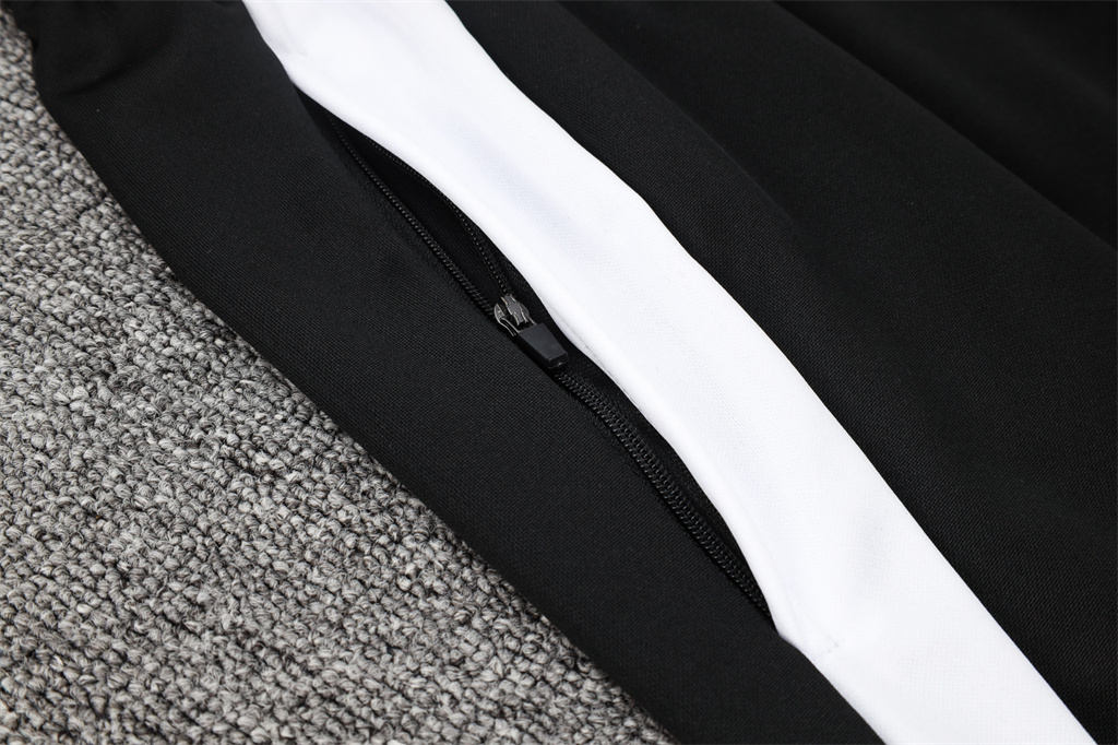 Manchester United Training Jacket 24/25