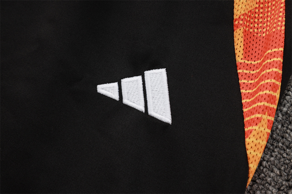 Real Madrid Training Jersey Suit 24/25