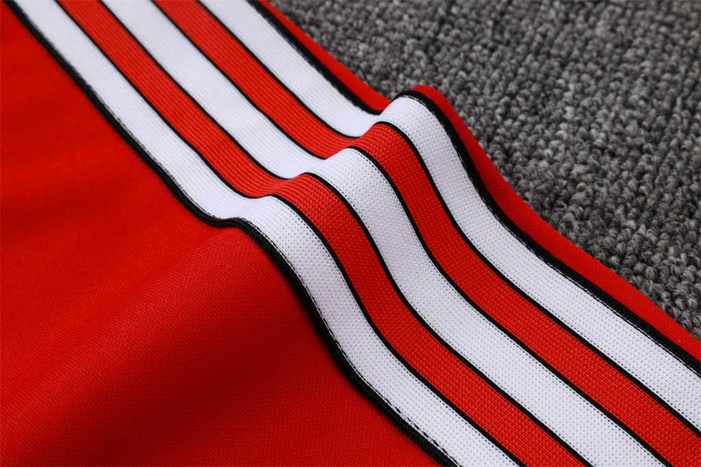 Manchester United Training Jacket 25/26