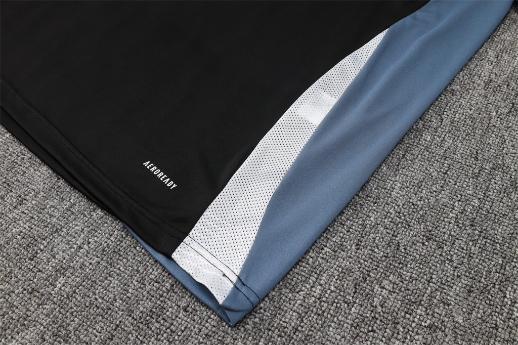 Manchester United Training Short sleeve Jersey 24/25