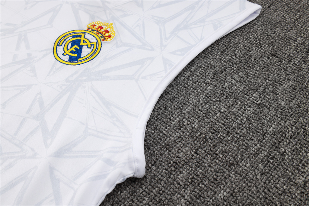 Real Madrid Training Jersey 24/25