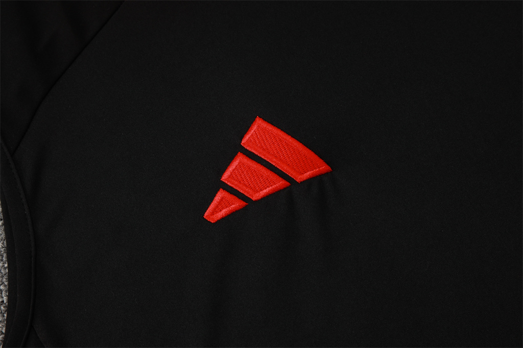 Internacional Training Jersey 24/25