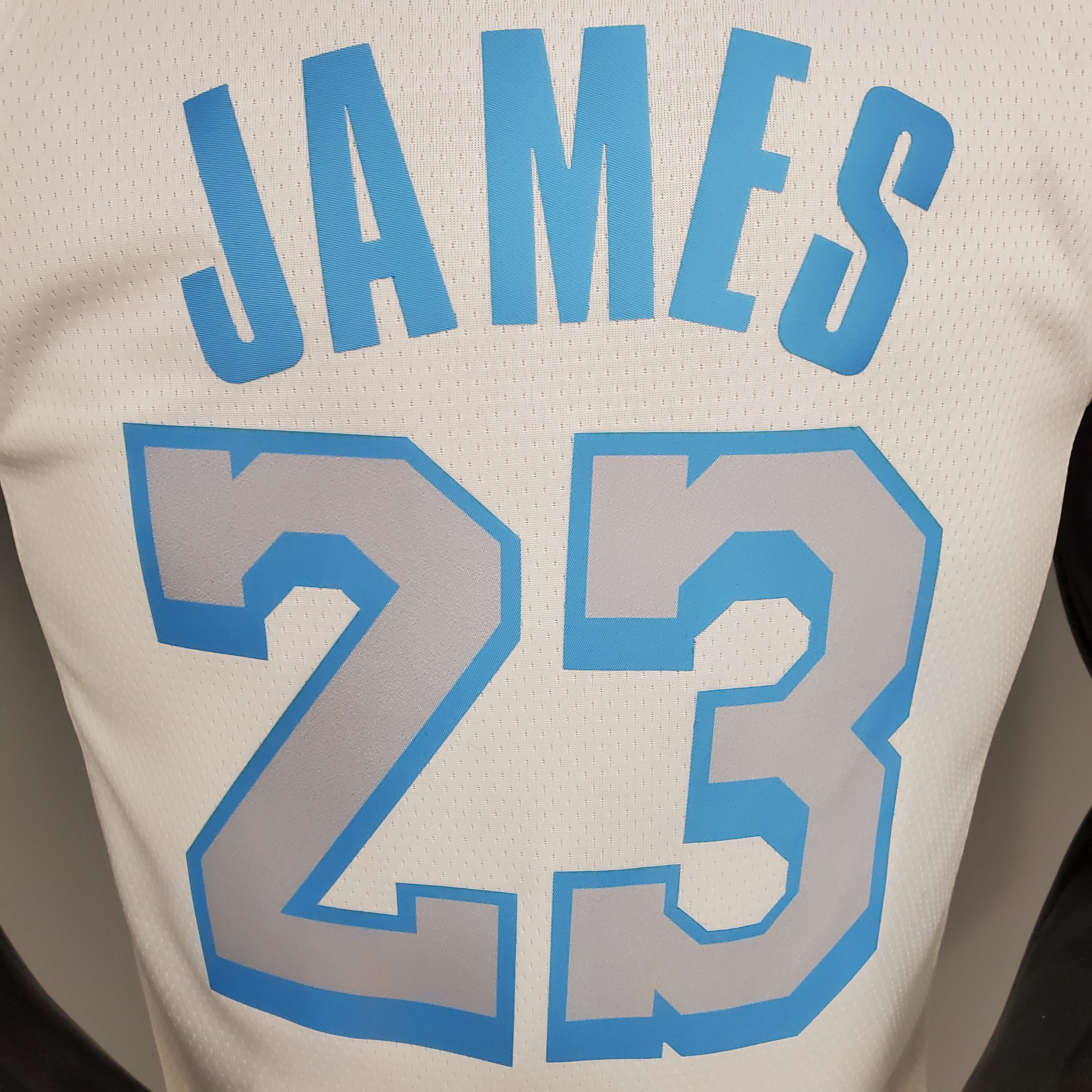 LeBron James Los Angeles Lakers 2020/21 Swingman Jersey White