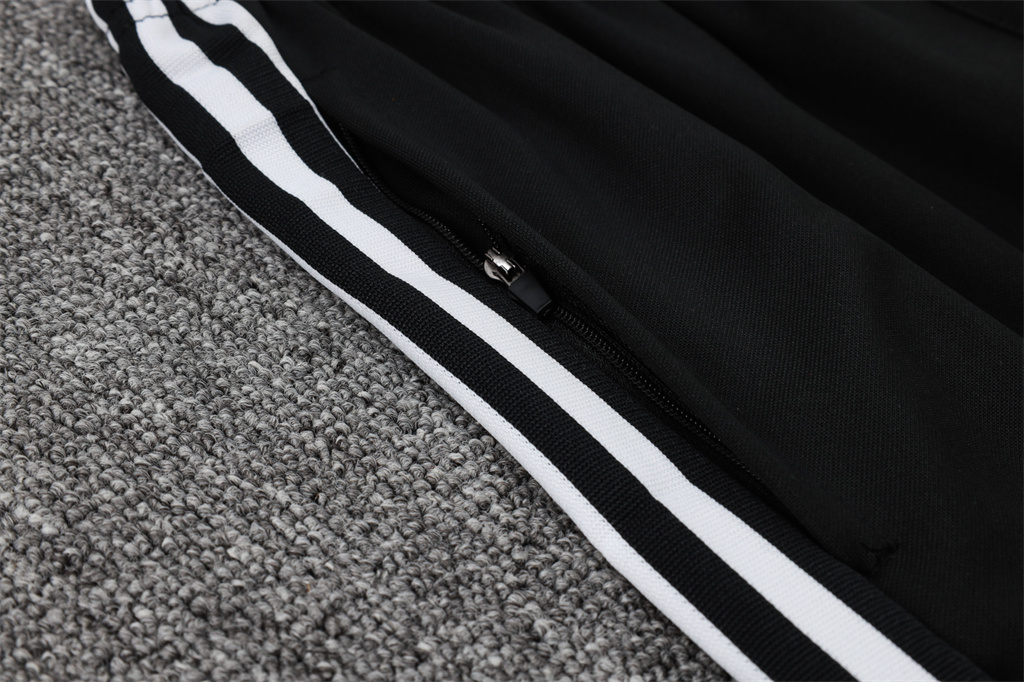 Manchester United Training Jacket 24/25