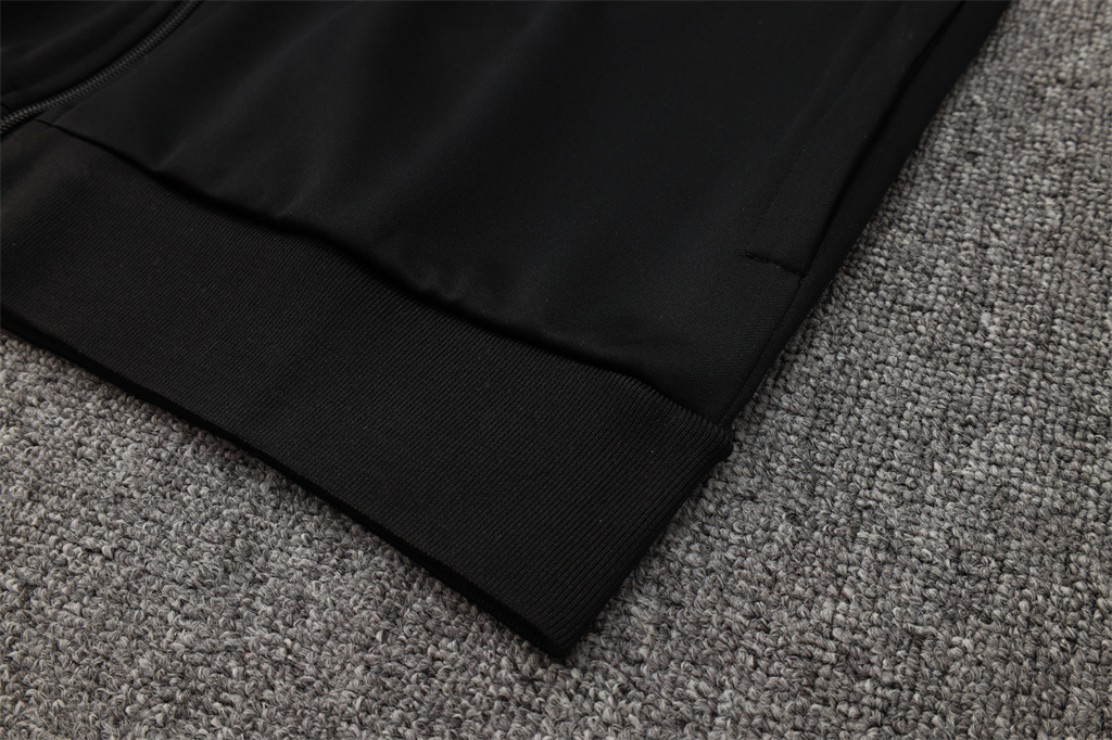 Manchester United Training Jacket 25/26