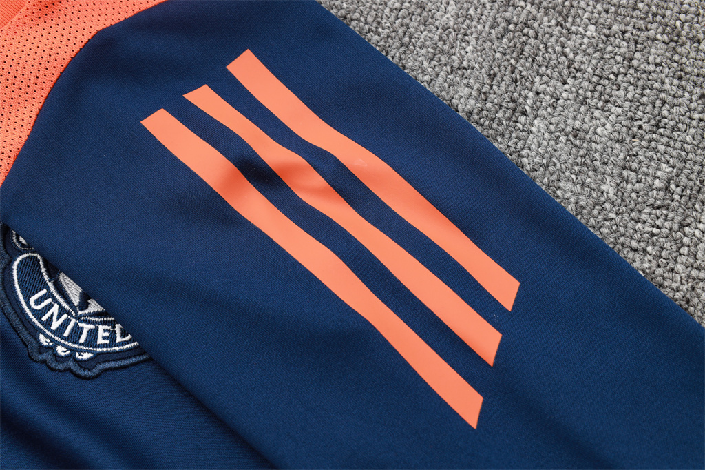 Manchester United Training Short sleeve Suit 24/25