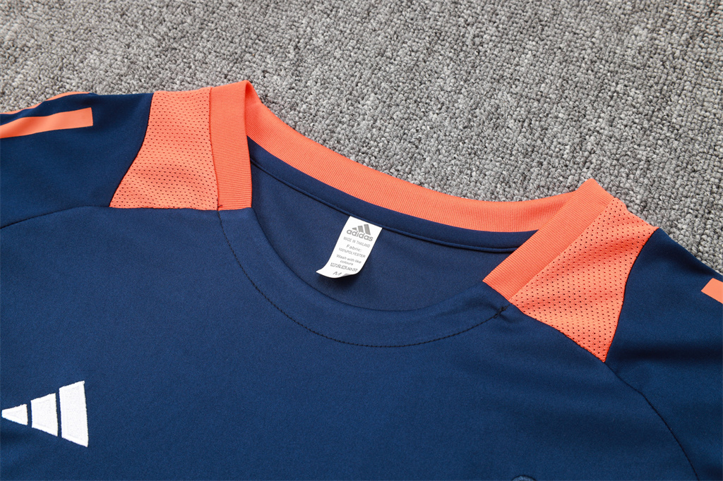 Manchester United Training Short sleeve Suit 24/25