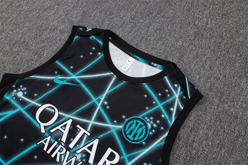 Inter Milan Training Jersey 24/25