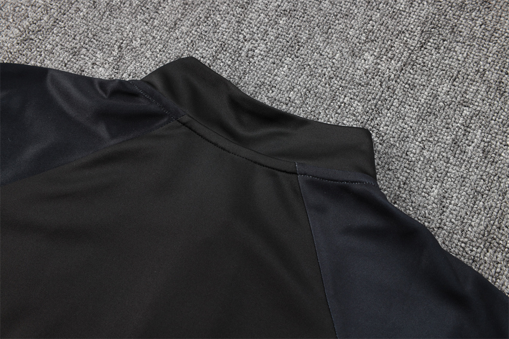 Manchester United Training Jersey Suit 24/25