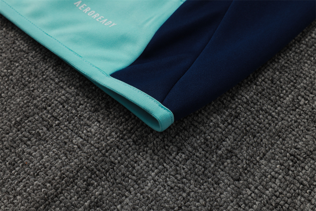 Manchester United Training Jacket 24/25