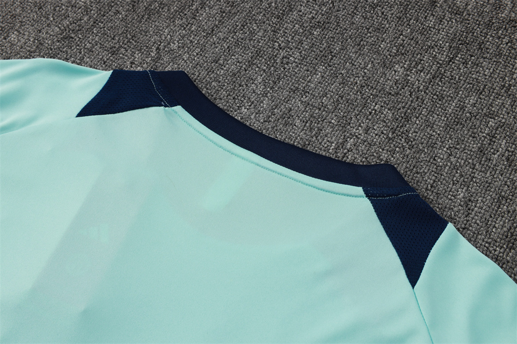 Manchester United Training Short sleeve Jersey 24/25