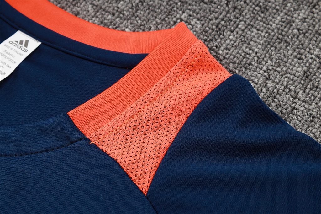 Manchester United Training Jersey 24/25