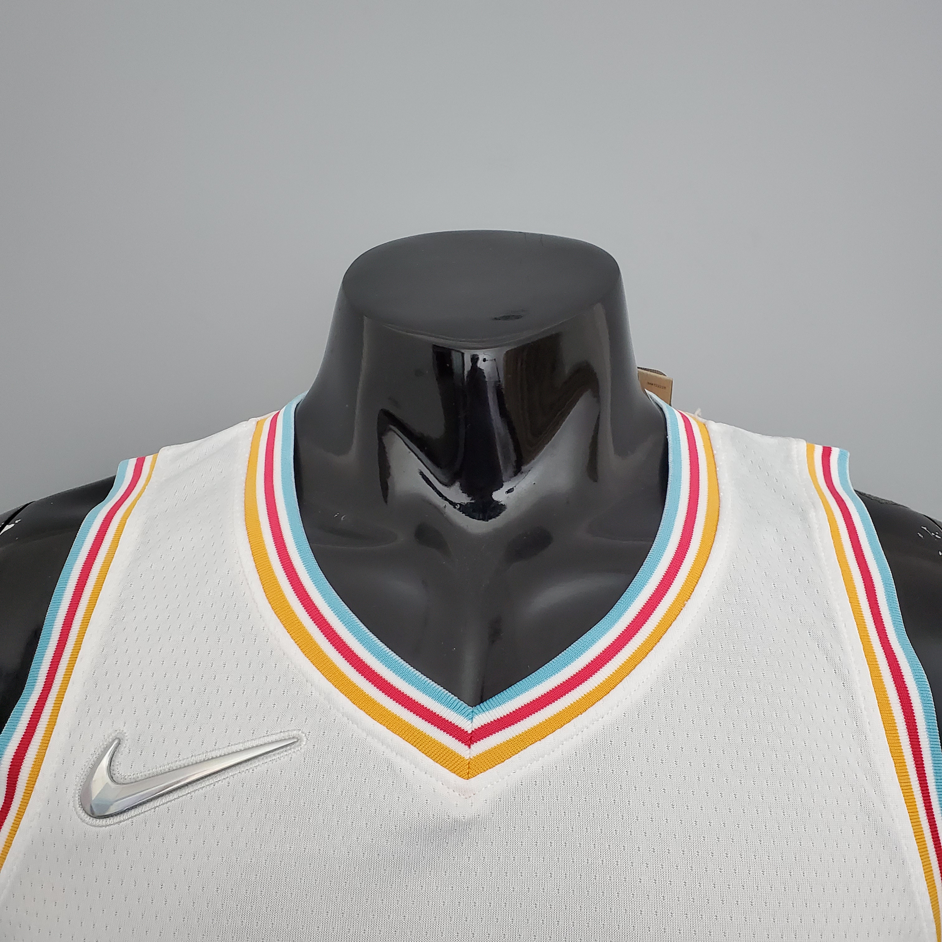 Kawhi Leonard San Antonio Spurs 2022 City Edition Swingman Jersey White