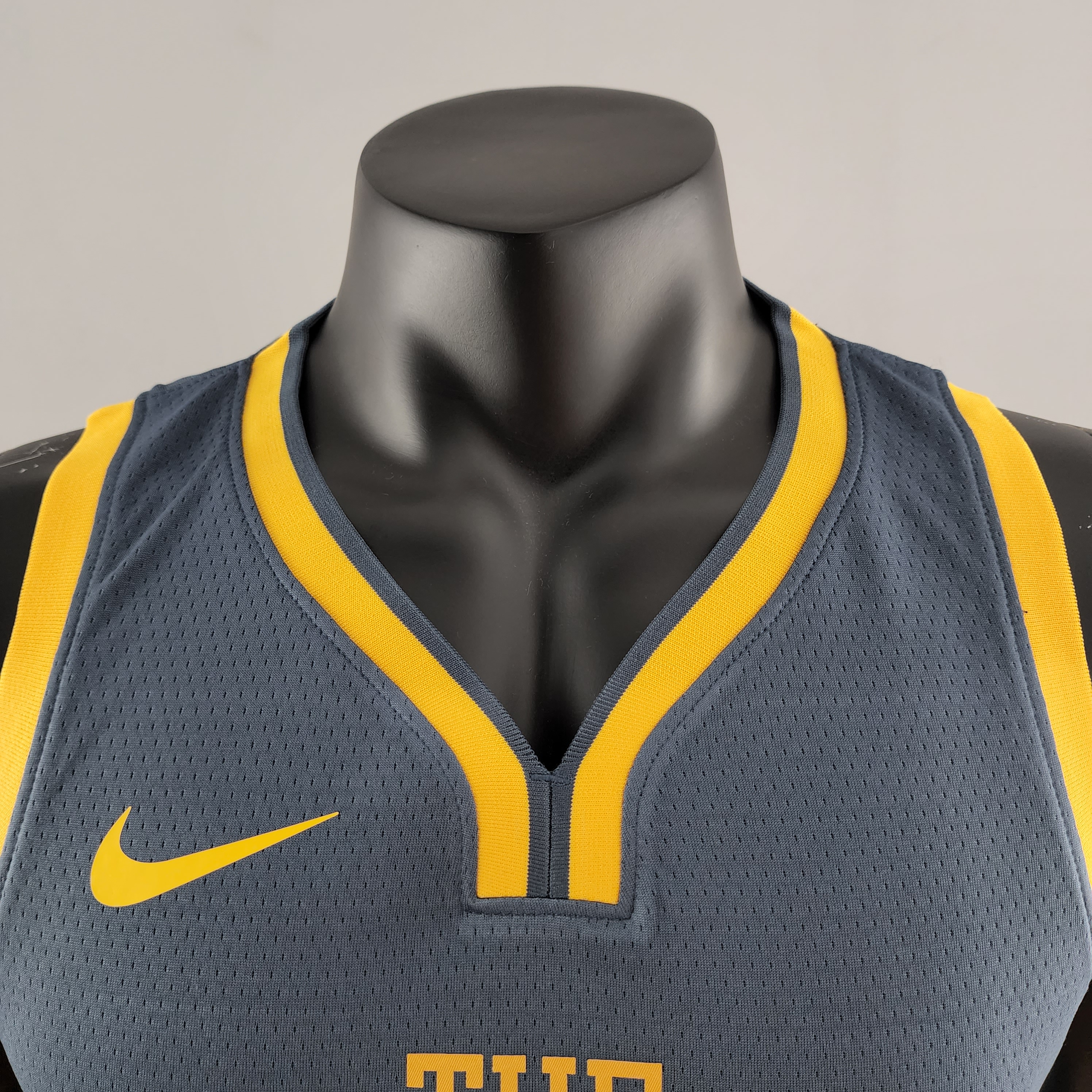 Stephen Curry Golden State Warriors Grey Swingman Jersey 2018