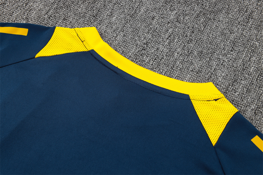 Real Madrid Training Short sleeve Jersey 24/25