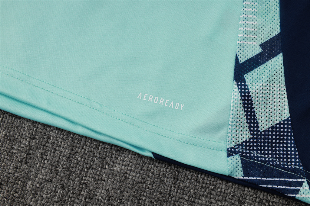 Manchester United Training Short sleeve Jersey 24/25