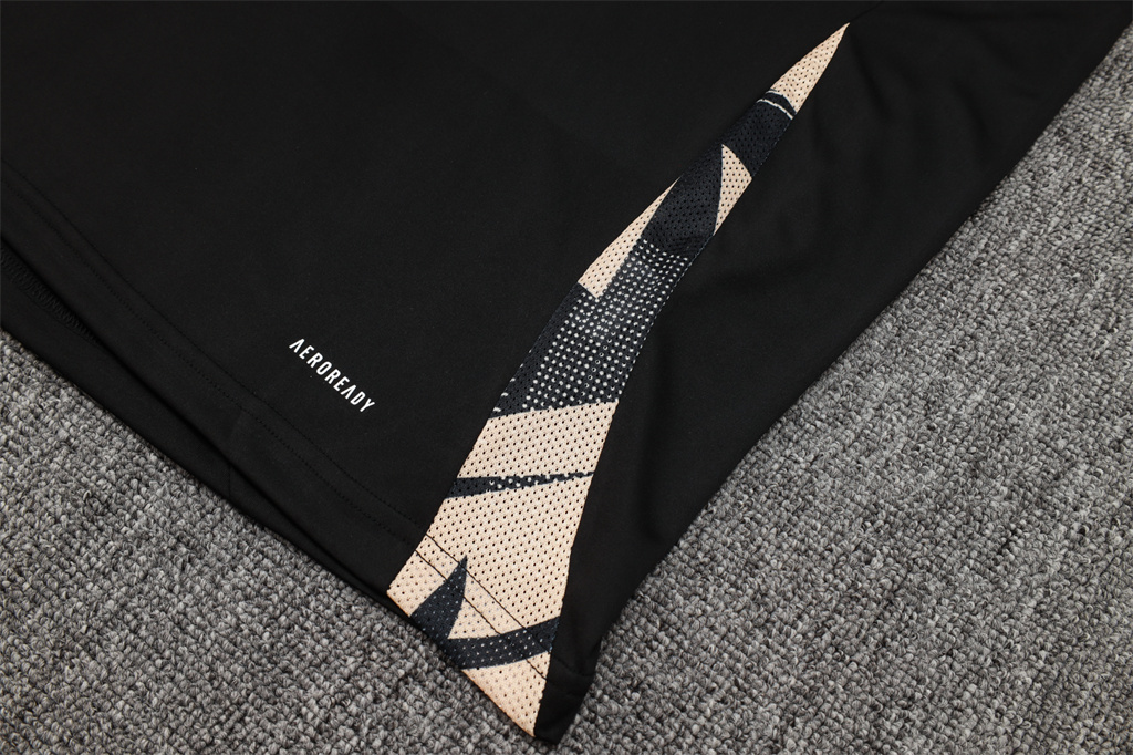 Real Madrid Training Jersey 24/25