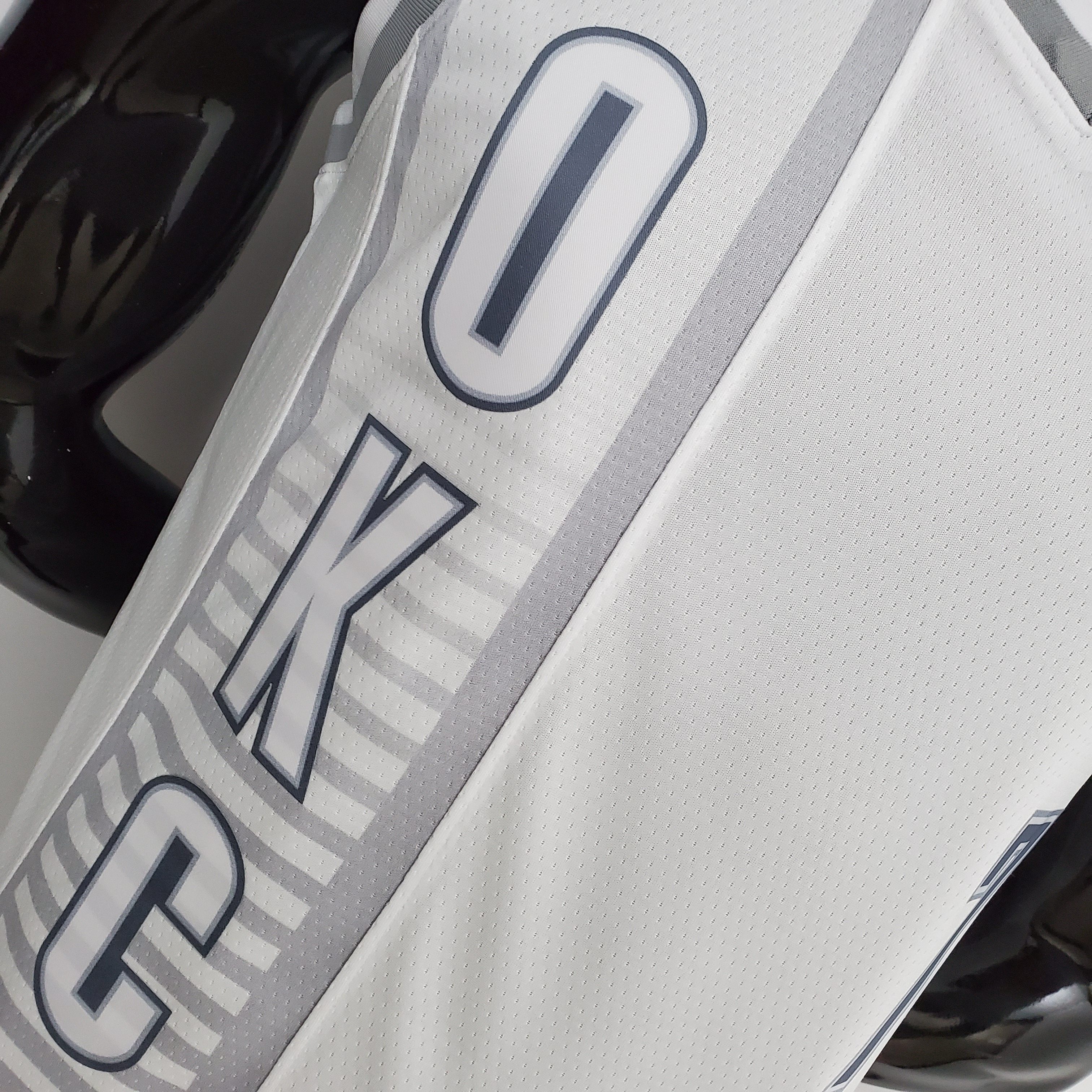 Carmelo Anthony Oklahoma City Thunder 75th Anniversary 2022 Swingman Jersey White