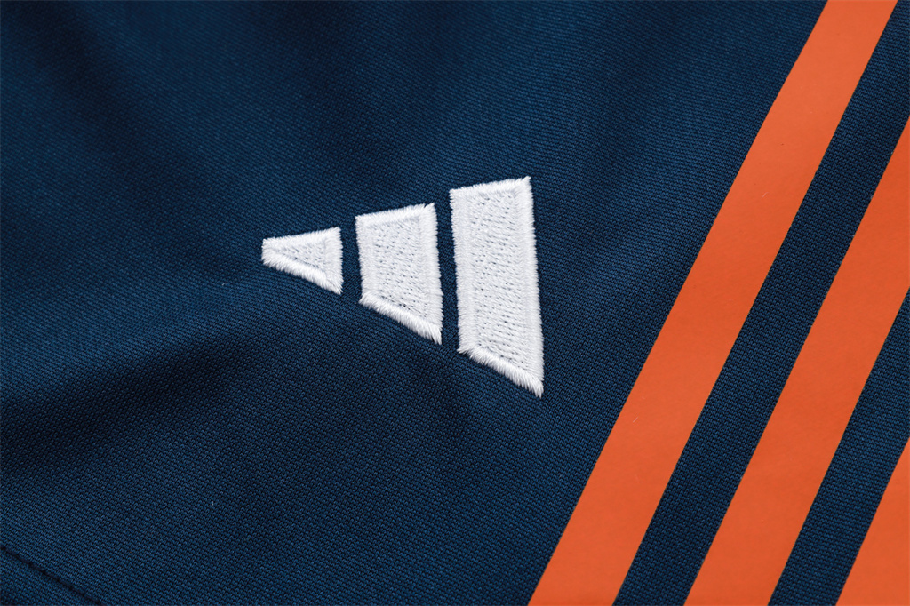 Juventus Training Short Sleeve Suit 24/25