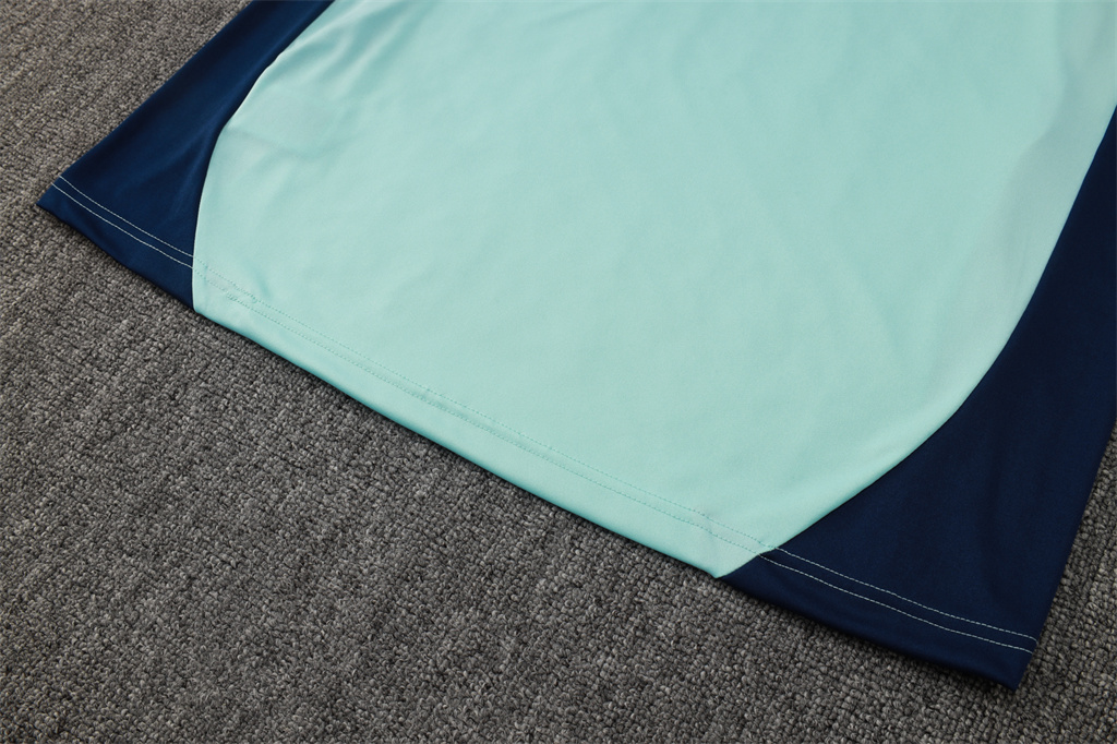 Manchester United Training Short sleeve Suit 24/25