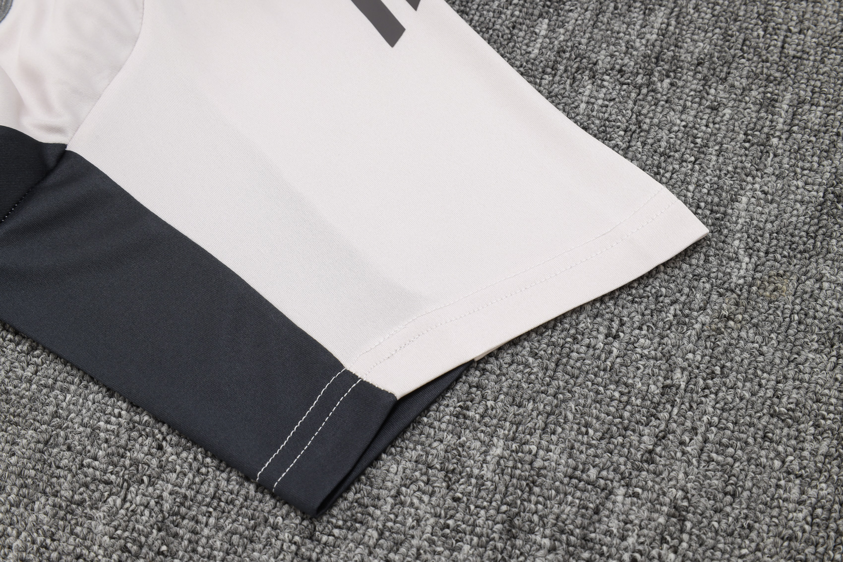 Real Madrid Training Short sleeve Jersey 24/25