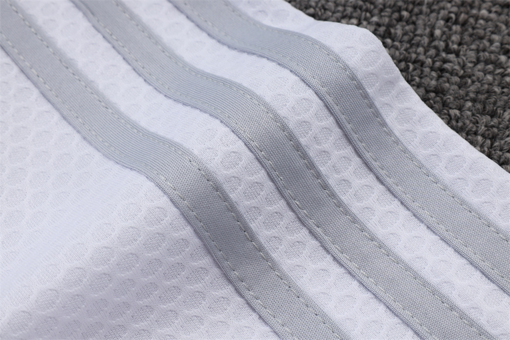 Real Madrid Training Short sleeve jersey 25/26